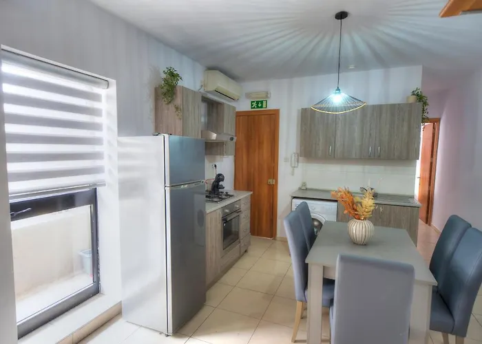 2Bedrooms Fully Equipped In Paceville Jpor1-2